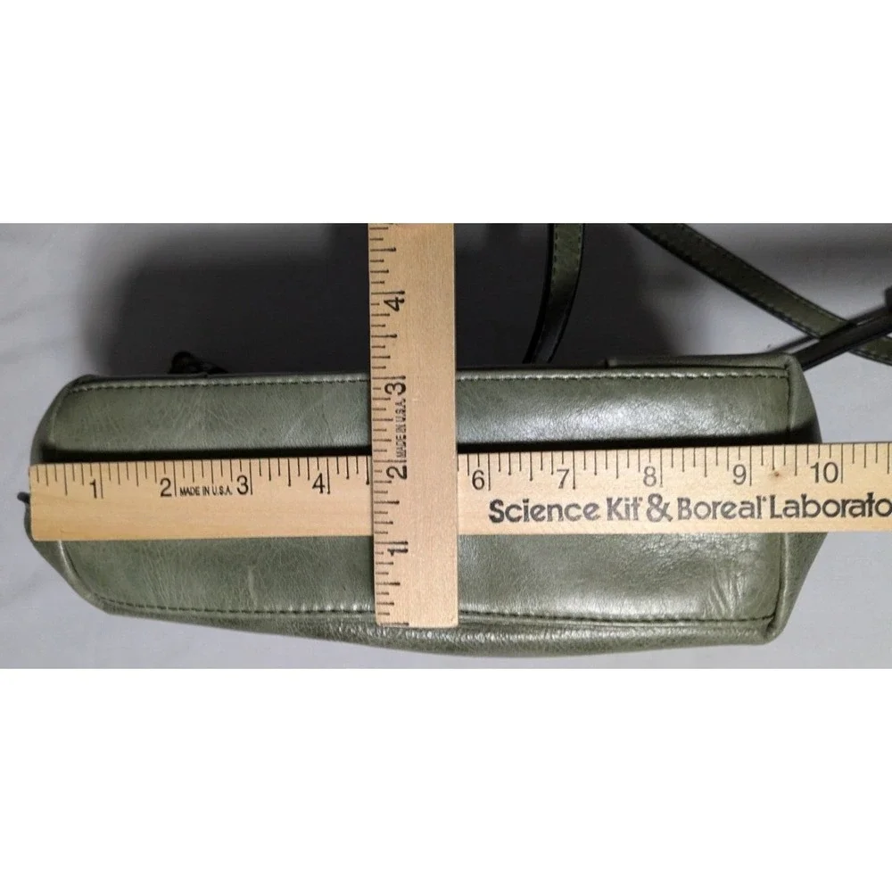 TOMMY BAHAMA Women‎ Green Leather El Roble Crossbody Purse